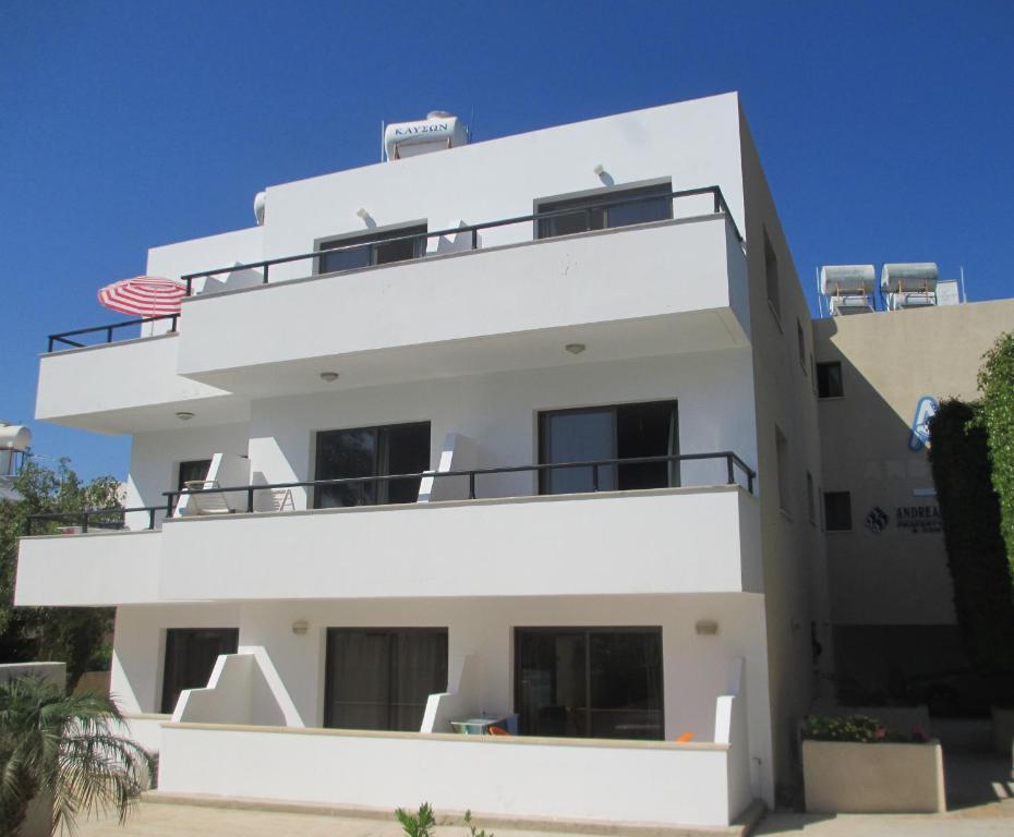 Andries Apartments Paphos Exterior foto