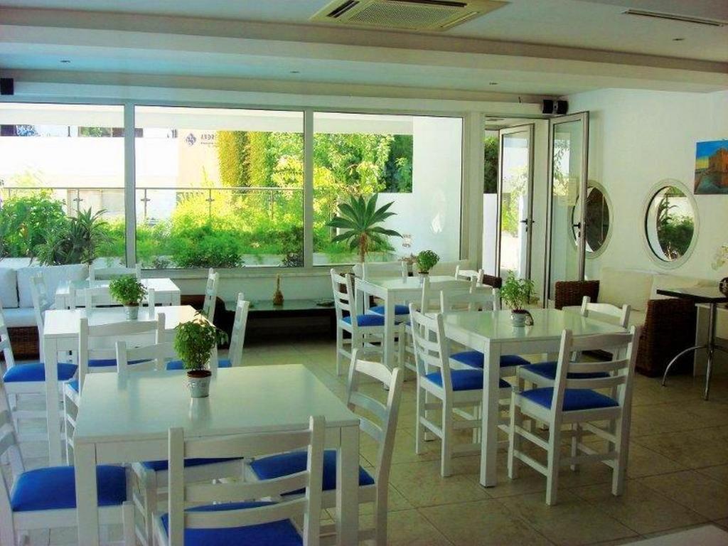 Andries Apartments Paphos Exterior foto